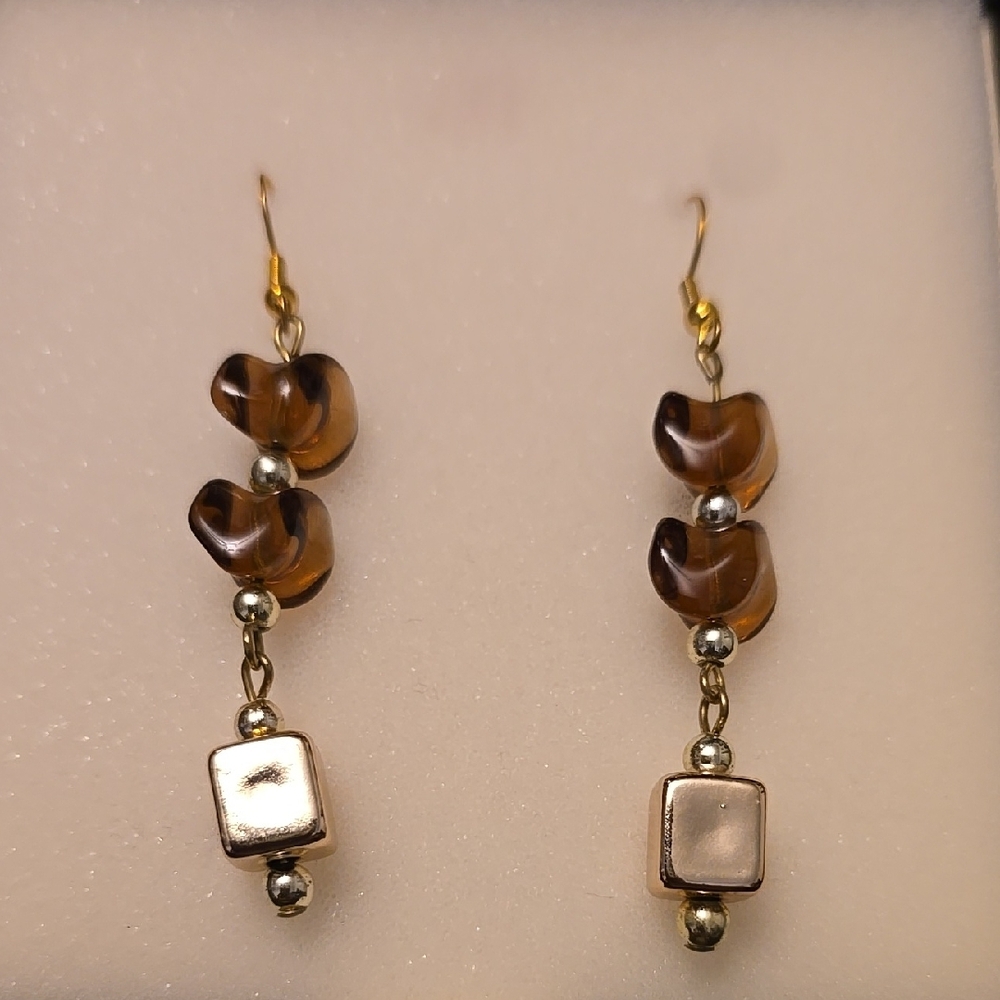 Elegant Brown and Gold Earrings
